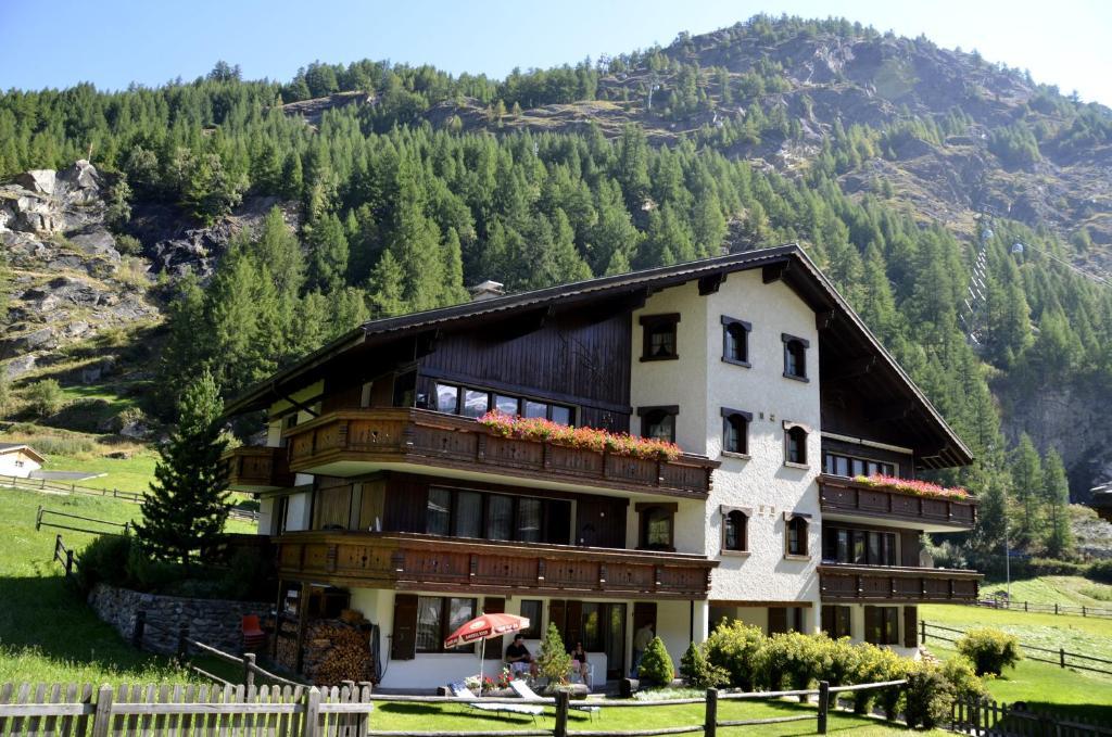 Apartmenthaus Sunshine Saas-Grund Kültér fotó